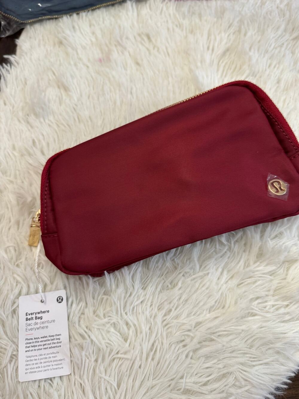 Lululemon everywhere belt bag 1L adjustable strap pockets waist Fanny pack